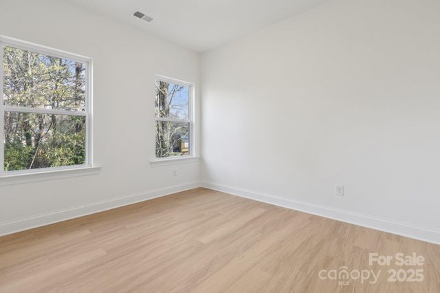 5403 Toano Road, Charlotte, NC 28215