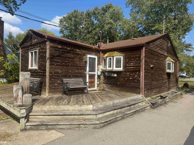 51435 Base Street, New Baltimore, MI 48047