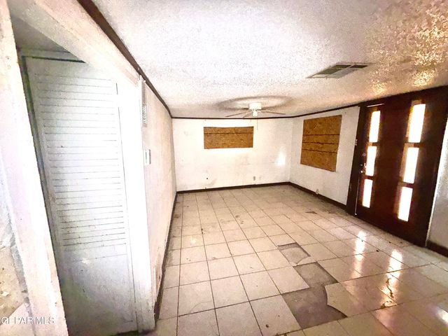 117 HADLOCK Street, El Paso, TX 79905