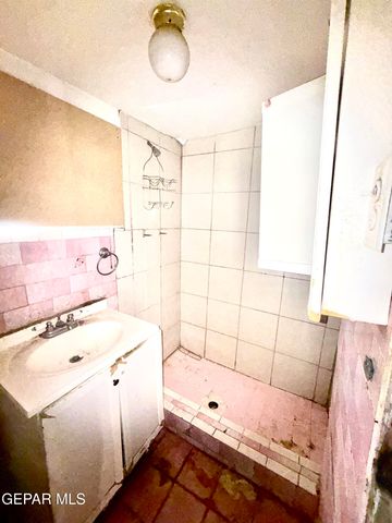 117 HADLOCK Street, El Paso, TX 79905