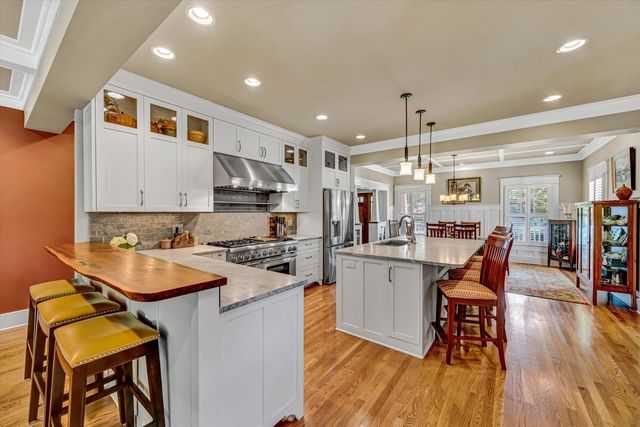 6030 Stickley LN, Roanoke, VA 24018