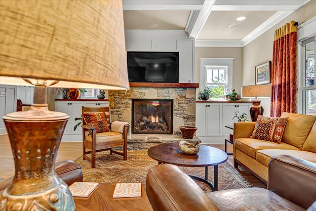 6030 Stickley LN, Roanoke, VA 24018
