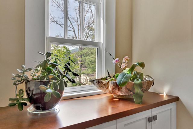 6030 Stickley LN, Roanoke, VA 24018