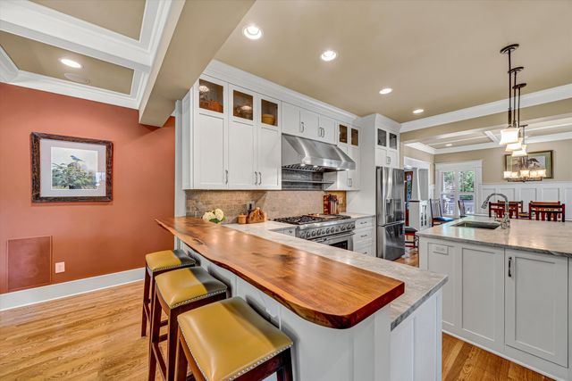 6030 Stickley LN, Roanoke, VA 24018
