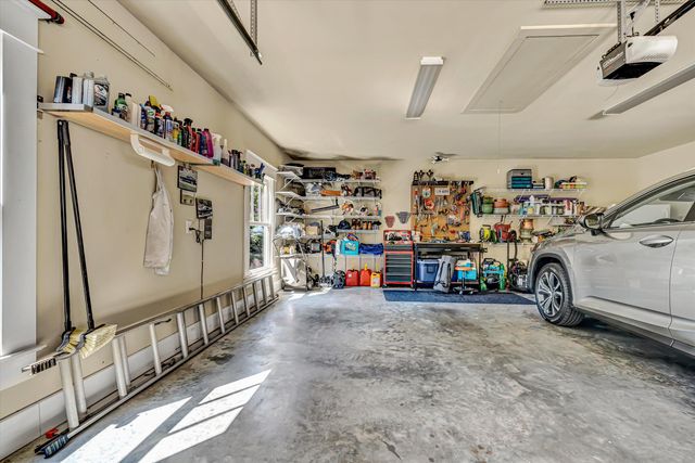 6030 Stickley LN, Roanoke, VA 24018