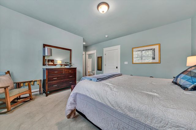 6030 Stickley LN, Roanoke, VA 24018