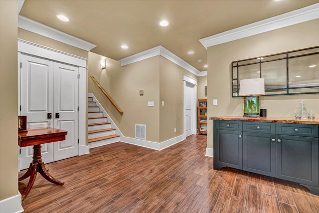 6030 Stickley LN, Roanoke, VA 24018