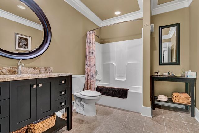 6030 Stickley LN, Roanoke, VA 24018