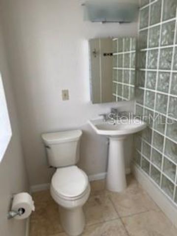 300 BRIGHTWATERS BOULEVARD NE, St Petersburg, FL 33704