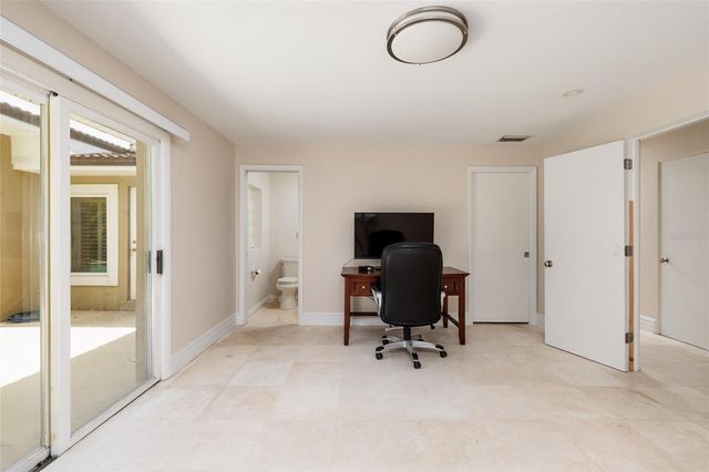 300 BRIGHTWATERS BOULEVARD NE, St Petersburg, FL 33704