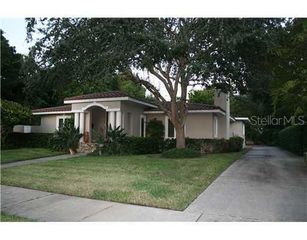 300 BRIGHTWATERS BOULEVARD NE, St Petersburg, FL 33704