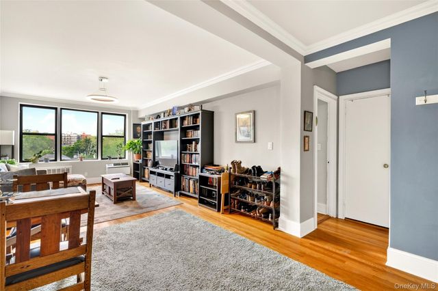 575 Bronx River Road 6C, Yonkers, NY 10704