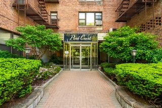 575 Bronx River Road 6C, Yonkers, NY 10704