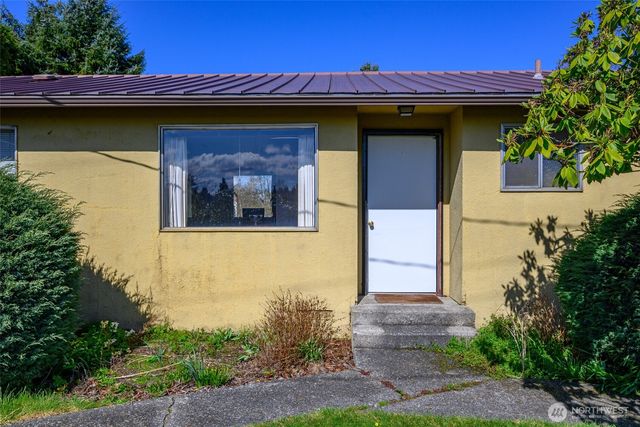 1571 Dutch Hollow Drive, Freeland, WA 98249