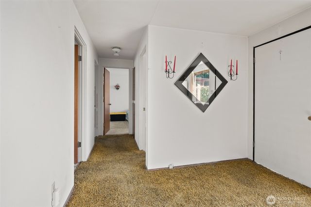 1571 Dutch Hollow Drive, Freeland, WA 98249