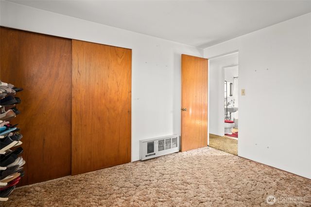 1571 Dutch Hollow Drive, Freeland, WA 98249