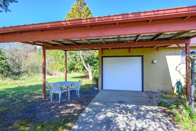 1571 Dutch Hollow Drive, Freeland, WA 98249