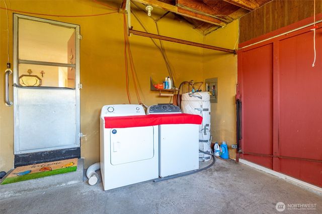 1571 Dutch Hollow Drive, Freeland, WA 98249