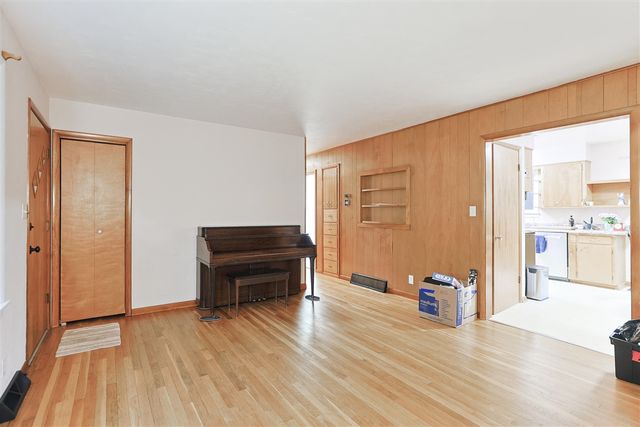 2517 Heath Drive, Niles, MI 49120