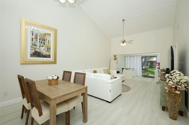 455 MEADOWOOD BOULEVARD 455, Fern Park, FL 32730