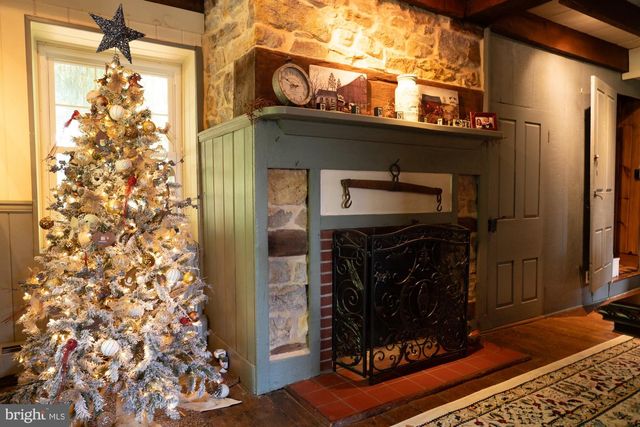 1238 HUFFS CHURCH RD, Barto, PA 19504