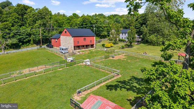 1238 HUFFS CHURCH RD, Barto, PA 19504