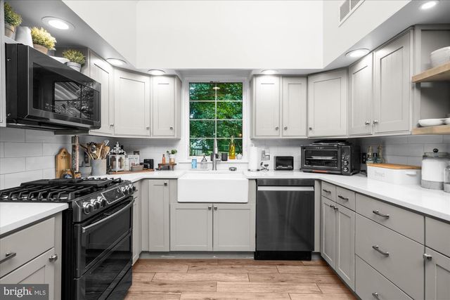 1238 HUFFS CHURCH RD, Barto, PA 19504