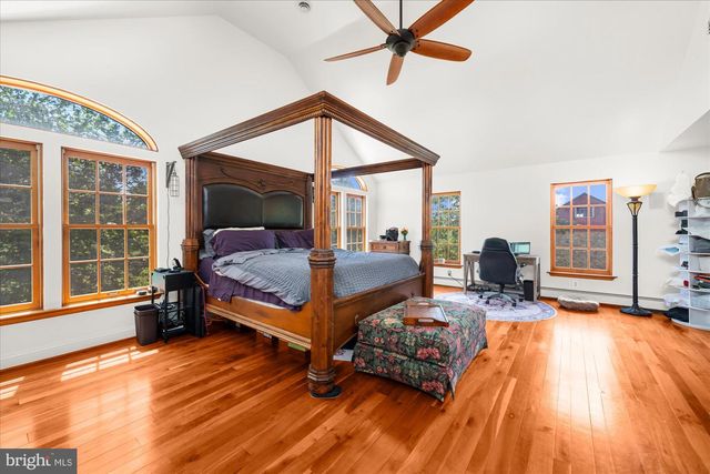 1238 HUFFS CHURCH RD, Barto, PA 19504