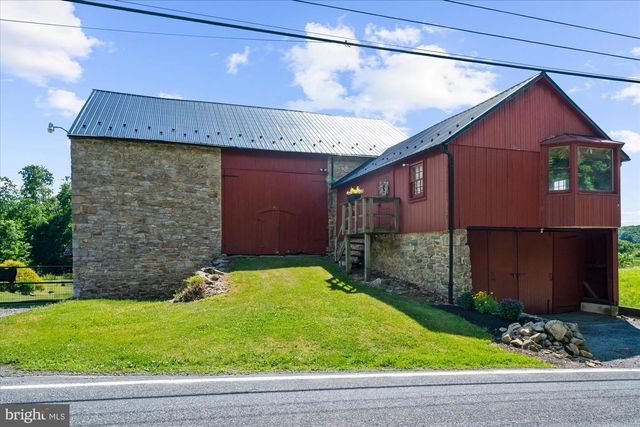 1238 HUFFS CHURCH RD, Barto, PA 19504
