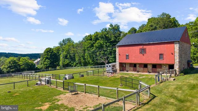 1238 HUFFS CHURCH RD, Barto, PA 19504