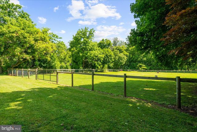 1238 HUFFS CHURCH RD, Barto, PA 19504