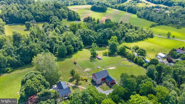 1238 HUFFS CHURCH RD, Barto, PA 19504