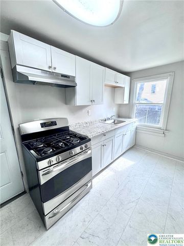 35 Spruce Street, Allentown City, PA 18101