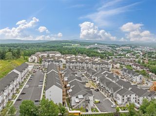 6 Dzikov 301, Monroe, NY 10950