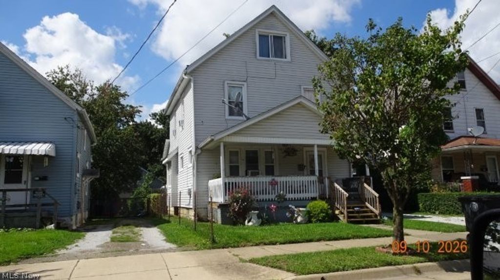 1296 Lakeshore Boulevard, Akron, OH 44301