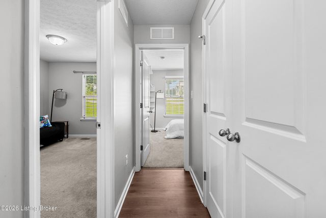 1007 Bogard Ln, Mt Washington, KY 40047