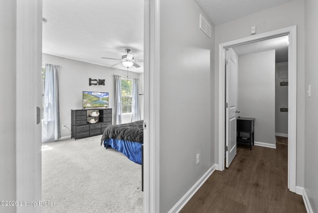 1007 Bogard Ln, Mt Washington, KY 40047