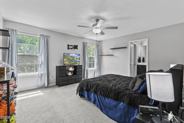 1007 Bogard Ln, Mt Washington, KY 40047