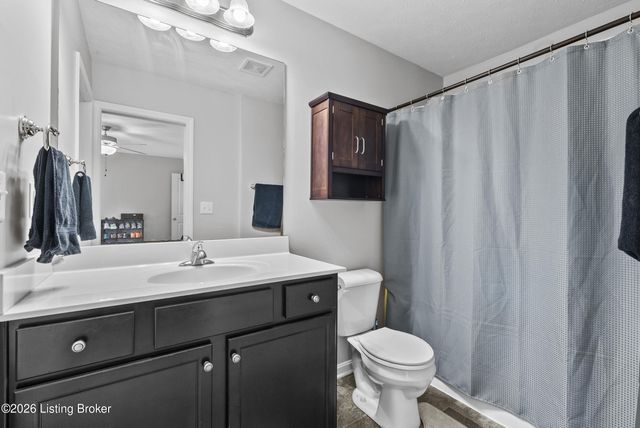 1007 Bogard Ln, Mt Washington, KY 40047