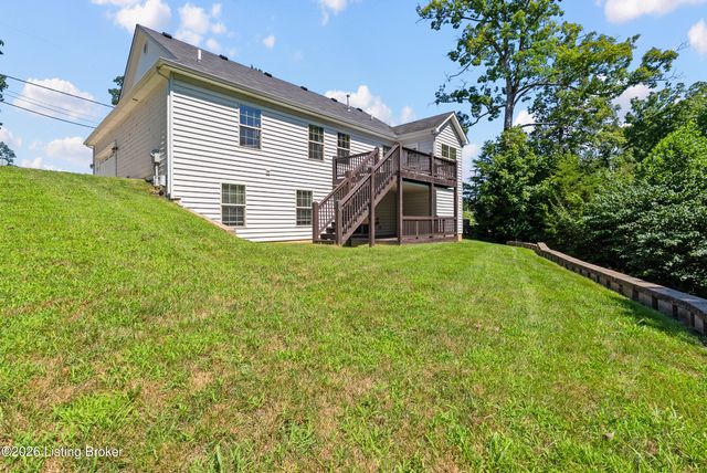 1007 Bogard Ln, Mt Washington, KY 40047
