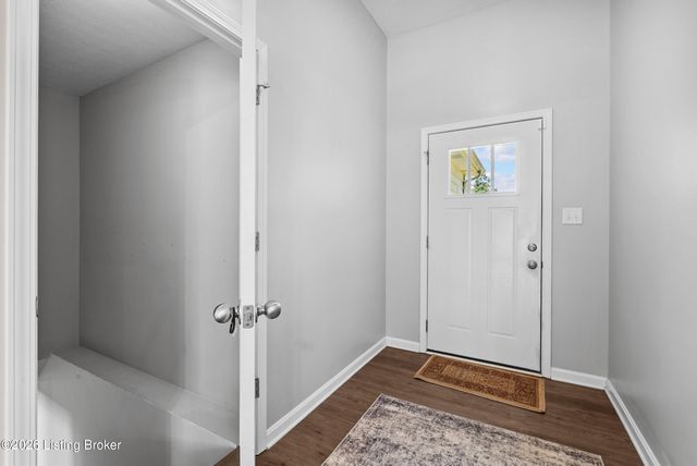 1007 Bogard Ln, Mt Washington, KY 40047