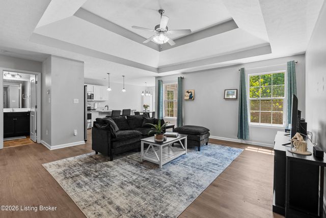 1007 Bogard Ln, Mt Washington, KY 40047
