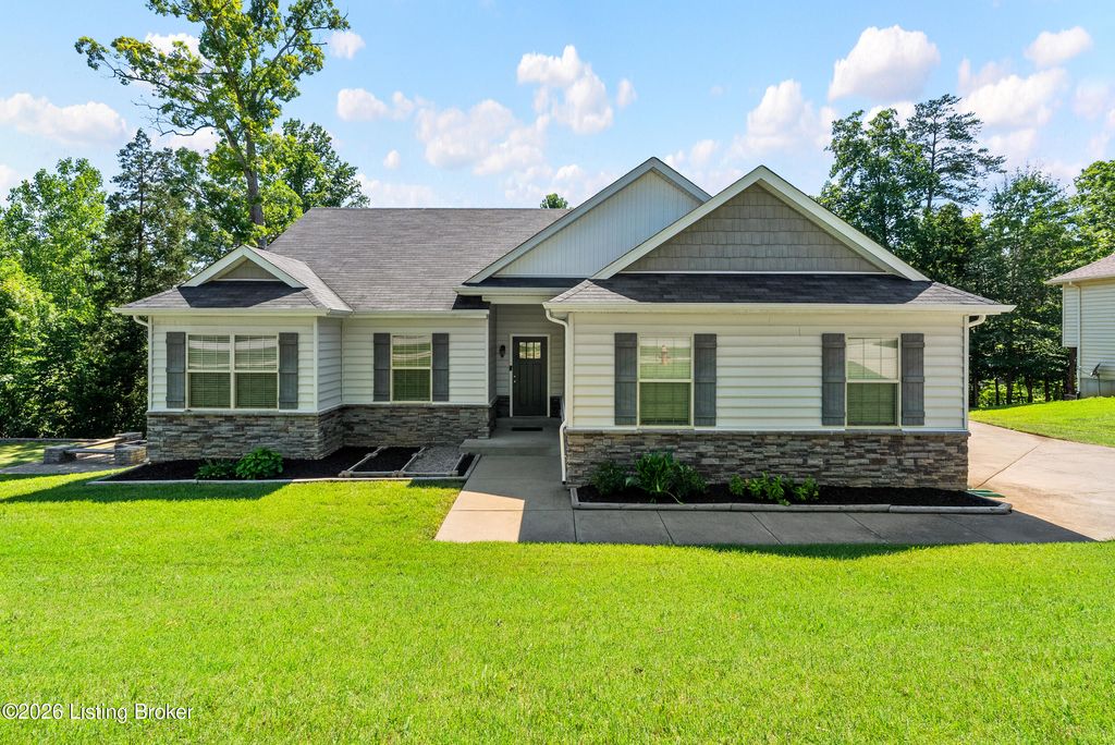 1007 Bogard Ln, Mt Washington, KY 40047
