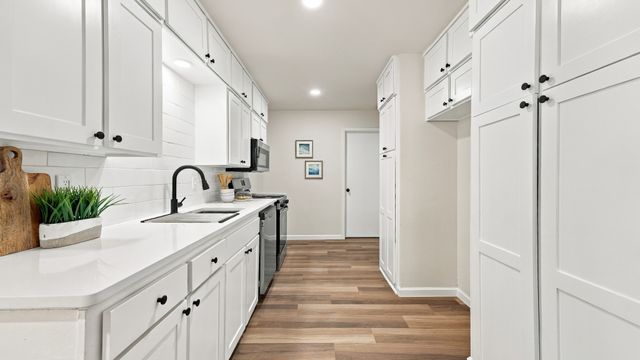 6820 Gary Lane, Fort Worth, TX 76112