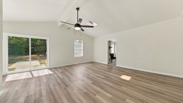 6820 Gary Lane, Fort Worth, TX 76112