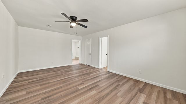 6820 Gary Lane, Fort Worth, TX 76112