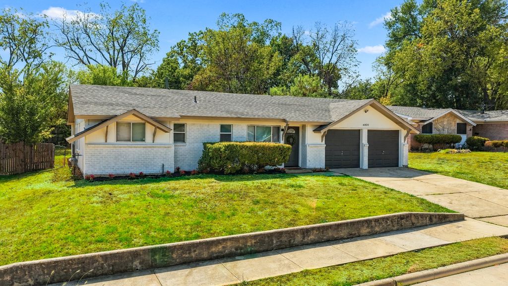 6820 Gary Lane, Fort Worth, TX 76112 — photo 2