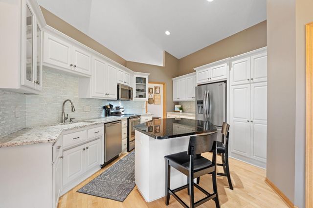 7360 Peltier Circle, Centerville, MN 55038