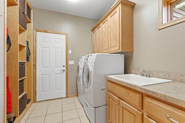 7360 Peltier Circle, Centerville, MN 55038