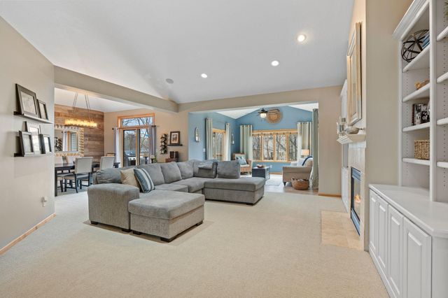 7360 Peltier Circle, Centerville, MN 55038